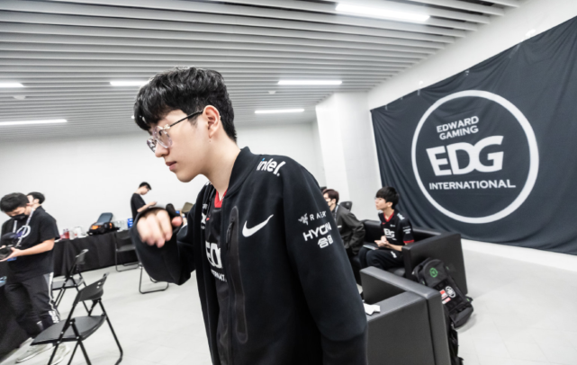 荷兰队选手 荷兰队选手