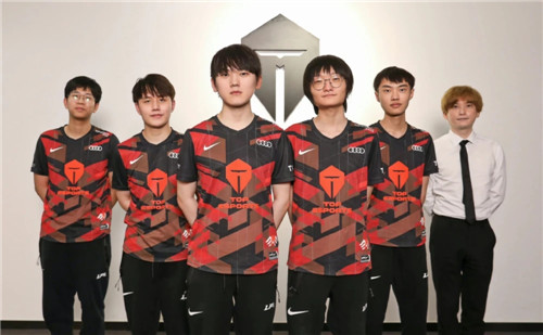 体育辉煌成 体育辉煌成